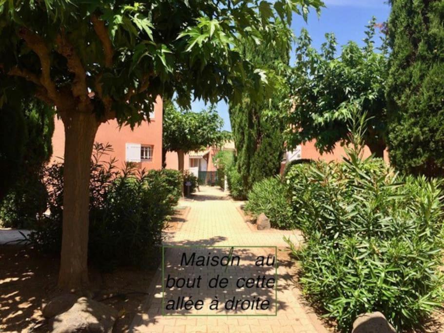 Maisonnette, 5 Pers, 500M Plage, Parking, Terrasse Agde Bagian luar foto